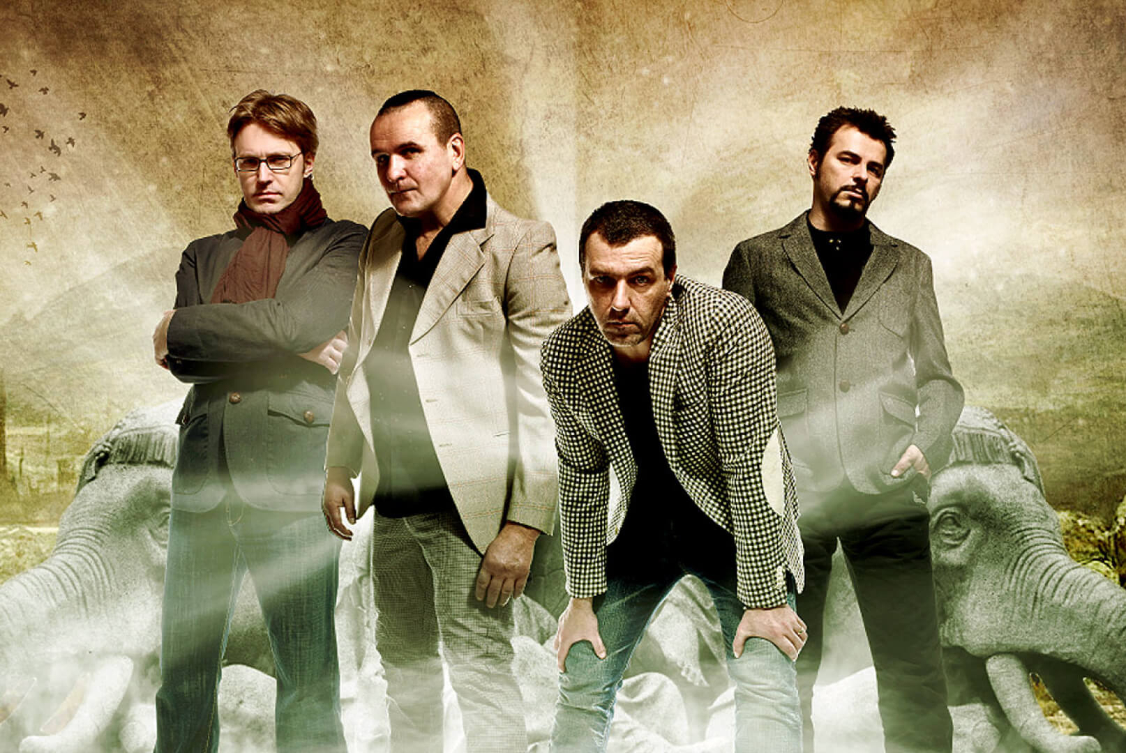 Van Gogh performs live in Flinsch Events Club Frankfurt.